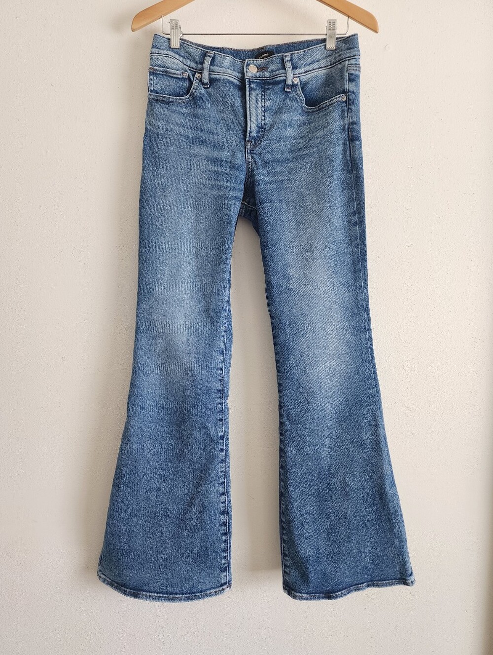 Express 70s Flare Jeans Mid Rise Blue Denim Boho Retro Stretch Size 8R Women - Picture 3 of 14